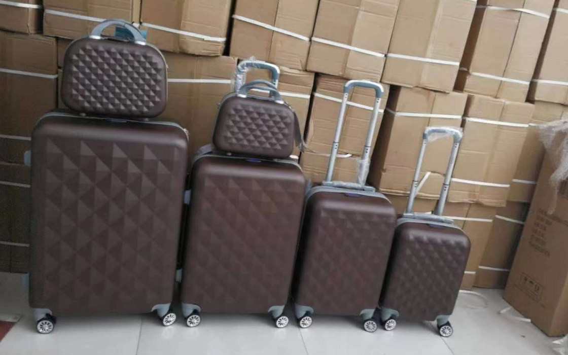 Walizka podróżna 20